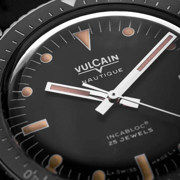 VULCAIN 窩路堅 Skindiver 潛水員系列200米機械腕錶 38mm 660170A07.BAR200