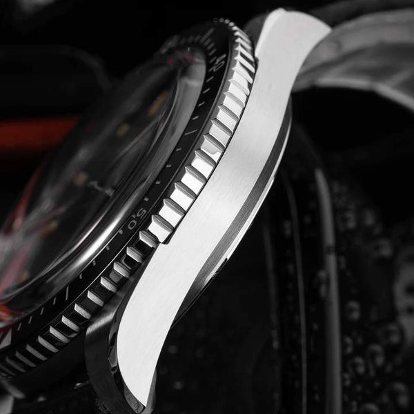 VULCAIN 窩路堅 Skindiver 潛水員系列200米機械腕錶 38mm 660170A37.BHM286