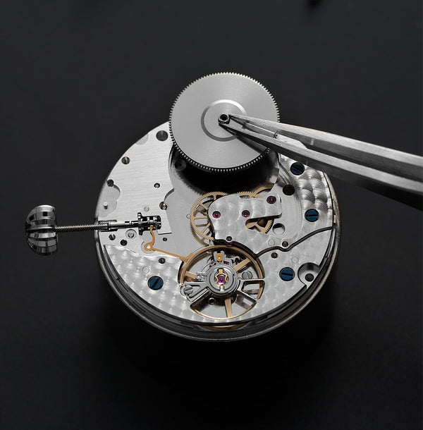 Frederique Constant 康斯登 Manufacture 自製機芯指針式月相日期顯示 40mm FC-716GR3H6
