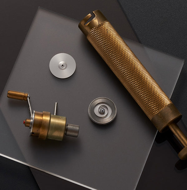 Frederique Constant 康斯登 Manufacture 自製機芯指針式月相日期顯示 40mm FC-716S3H6