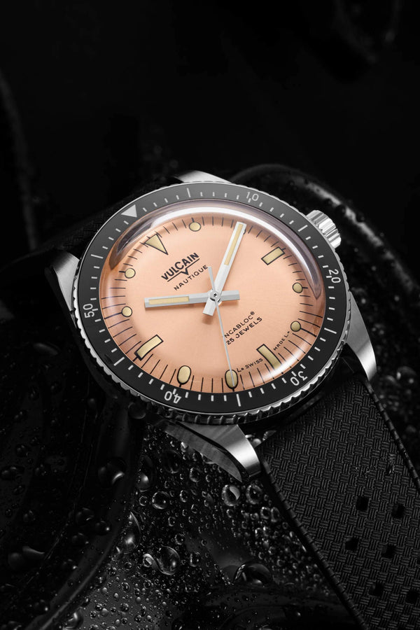 VULCAIN 窩路堅 Skindiver 潛水員系列200米鮭魚面機械腕錶 38mm 660170B87.BAC201