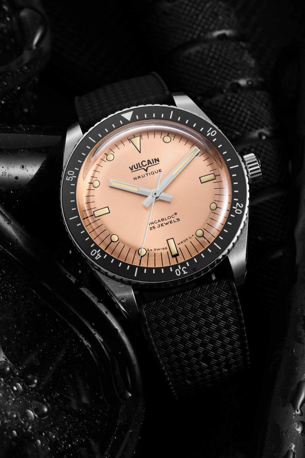 VULCAIN 窩路堅 Skindiver 潛水員系列200米鮭魚面機械腕錶 38mm 660170B87.BAC201