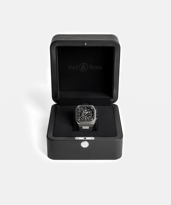 Bell & Ross 柏萊士 BR-X5 Racing 自製機芯鈦金屬碳纖維機械腕錶 41mm BRX5R-RAC-TI/SRB