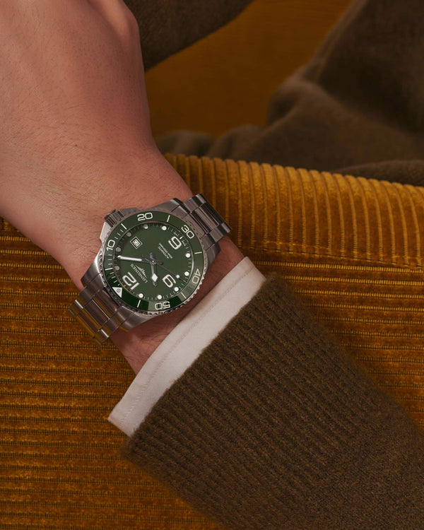 LONGINES 浪琴深海征服者系列浪鬼陶瓷潛水機械錶 43mm L37824066 綠面 - 新萬國鐘錶