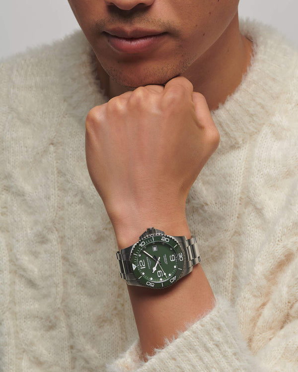 LONGINES 浪琴深海征服者系列浪鬼陶瓷潛水機械錶 43mm L37824066 綠面 - 新萬國鐘錶