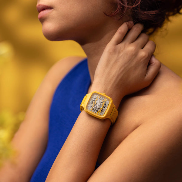 RADO 雷達錶 TRUE SQUARE 真我系列方形黃色高科技陶瓷鏤空腕錶 R27177255