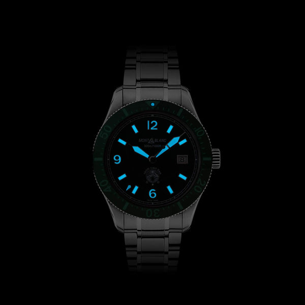 MontBlanc 萬寶龍 Iced Sea 系列300米日期顯示自動潛水腕錶 41mm 129373