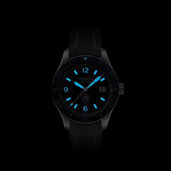 MontBlanc 萬寶龍 Iced Sea 系列300米日期顯示自動潛水腕錶 41mm 129372