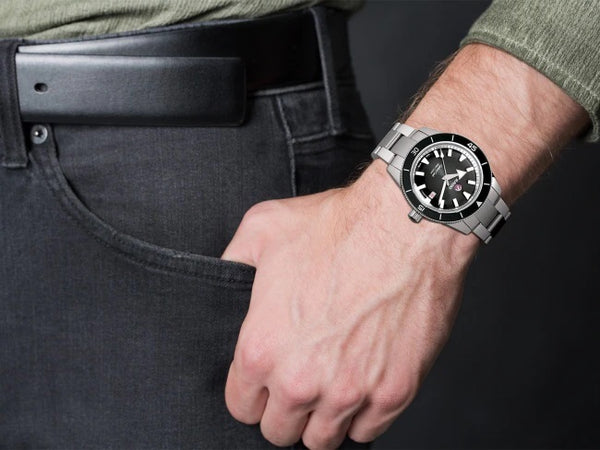 RADO 雷達錶 Captain Cook 庫克船長300米潛水腕錶 42mm R32105153