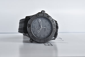 暗黑陶瓷 黎明升起! 歐米茄 OMEGA Seamaster Black Black