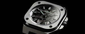 Bell & Ross BR 05 Skeleton NightLum 柏萊士 BR 05 鏤空腕錶 綠色夜光照亮都會夜晚