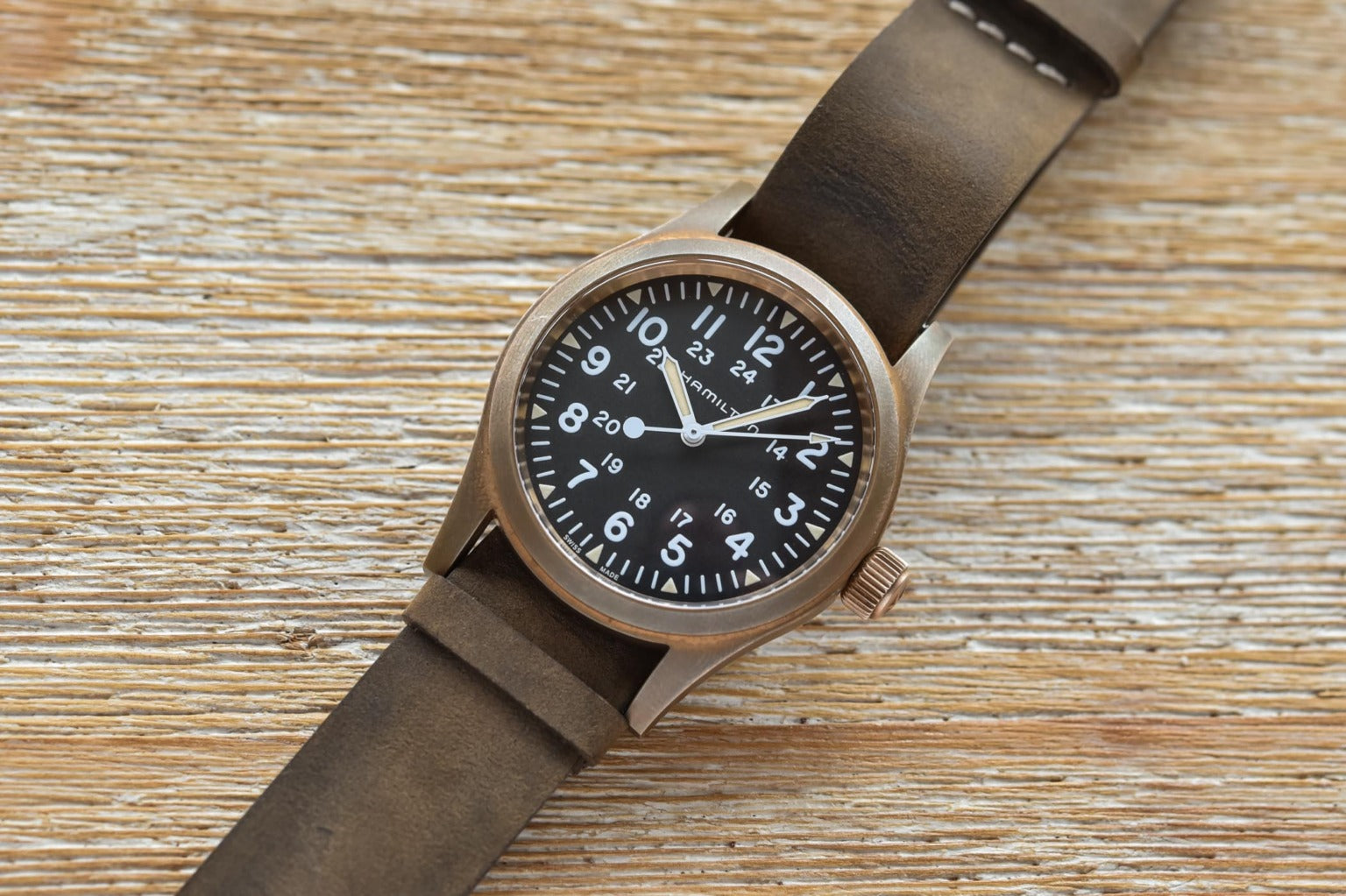 Khaki field mechanical on sale h50