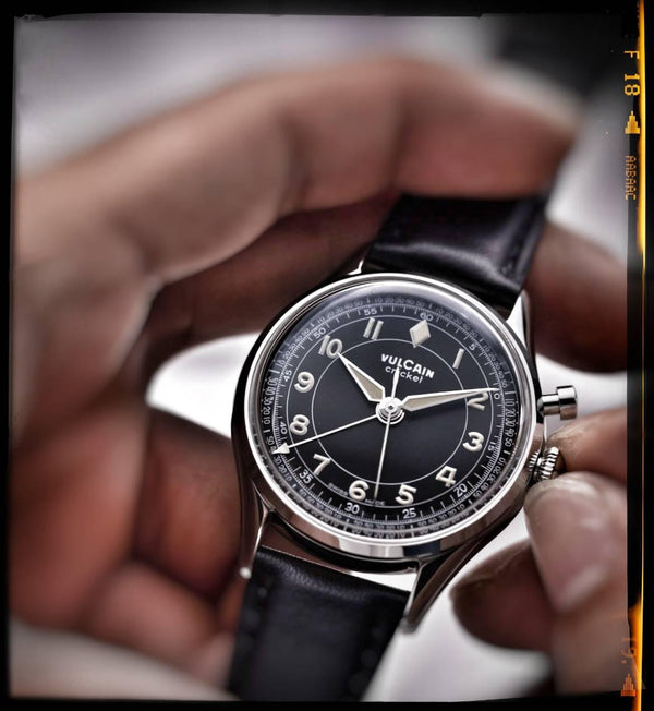 VULCAIN 窩路堅經典鬧鈴系列手上鍊腕錶 39mm 100168B97.BAC201
