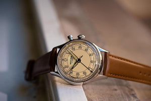 VULCAIN 窩路堅經典鬧鈴系列手上鍊腕錶 39mm 100168B77.BAC228