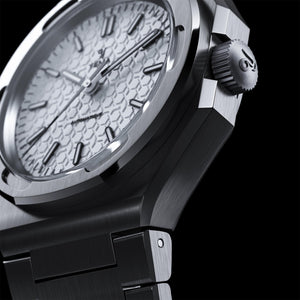 YEMA 野馬 Wristmaster Traveller 城市旅行家八角形機械錶 39mm YWTR23-FMS