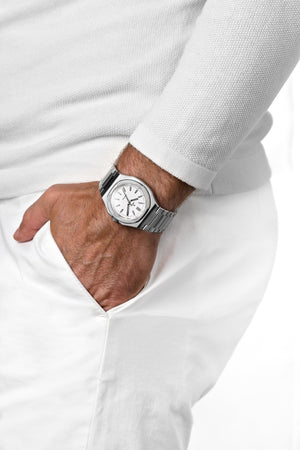 YEMA 野馬 Wristmaster Traveller 城市旅行家八角形機械錶 39mm YWTR23-FMS