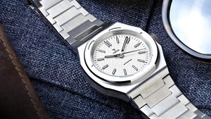 YEMA 野馬 Wristmaster Traveller 城市旅行家八角形機械錶 39mm YWTR23-FMS