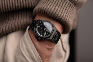 YEMA 野馬 Wristmaster Traveller 城市旅行家 SLIM CMM.20 八角形超薄自製機芯機械錶 39mm 76.24.06.SN.M