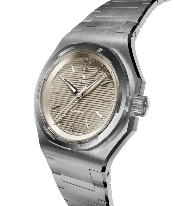 YEMA 野馬 Wristmaster Traveller 城市旅行家 SLIM CMM.20 八角形超薄自製機芯機械錶 39mm 76.24.09.SN.M