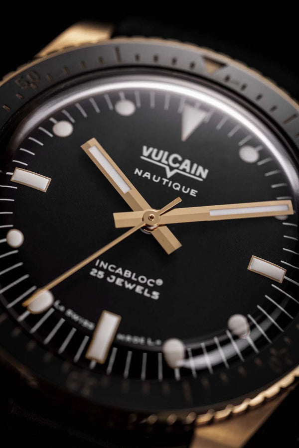 VULCAIN 窩路堅 Skindiver 潛水員系列200米PVD黃金機械腕錶 38mm 661170A07.BOR200