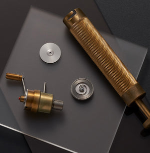 Frederique Constant 康斯登 Manufacture 自製機芯指針式月相日期顯示 40mm FC-716S3H6