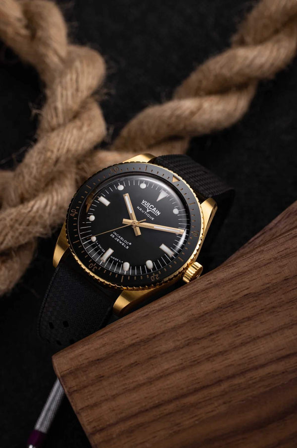VULCAIN 窩路堅 Skindiver 潛水員系列200米PVD黃金機械腕錶 38mm 661170A07.BOR200