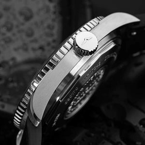 VULCAIN 窩路堅 Skindiver 潛水員系列200米機械腕錶 38mm 660170A07.BAR200