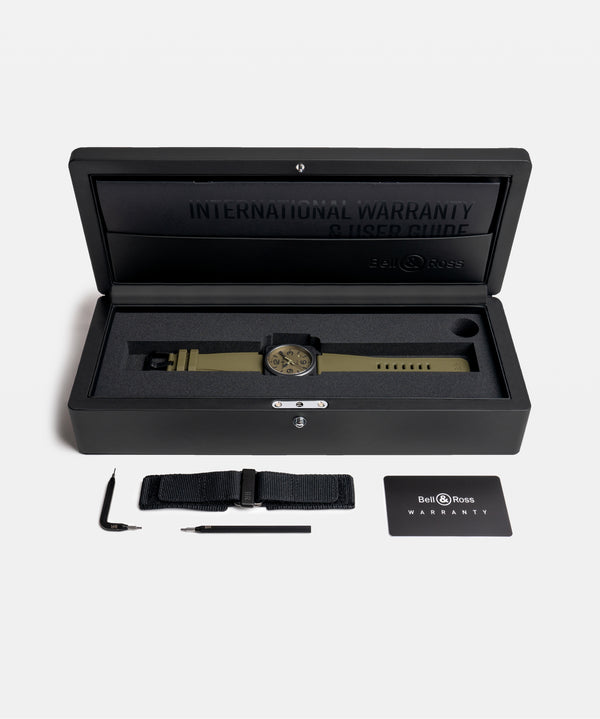 Bell & Ross 柏萊士 BR 03 MILITARY CERAMIC 卡其黑色陶瓷自動腕錶 41mm