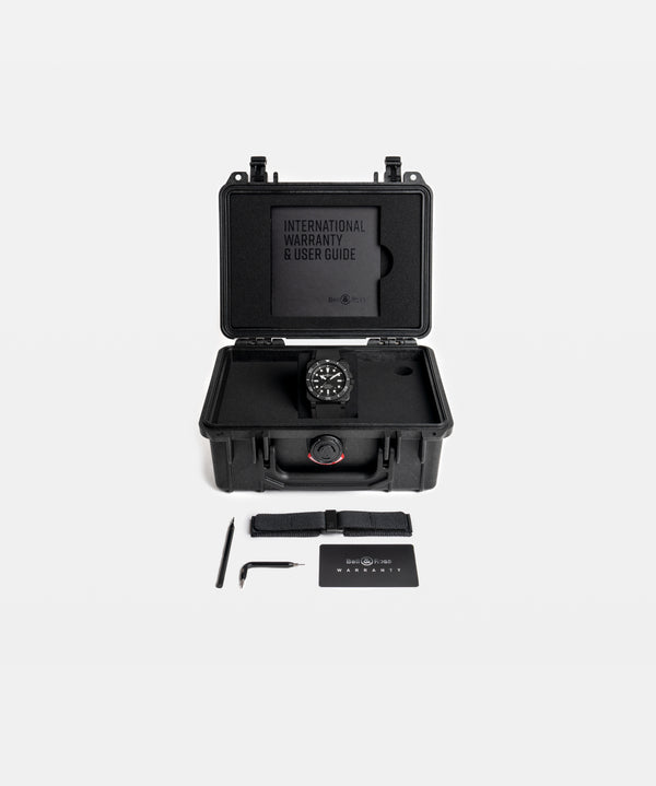 Bell & Ross 柏萊士 BR 03 DIVER BLACK MATTE CERAMIC 陶瓷300米潛水自動腕錶 42mm