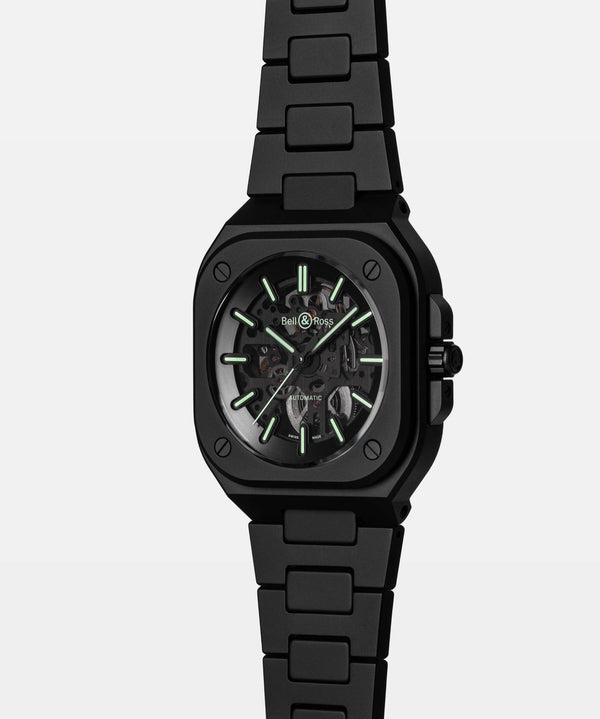 Bell & Ross 柏萊士 BR 05 SKELETON BLACK LUM CERAMIC 黑色陶瓷夜光鏤空腕錶 41mm