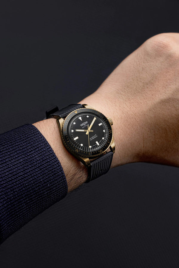 VULCAIN 窩路堅 Skindiver 潛水員系列200米青銅機械腕錶 38mm 662170A07.BNR200
