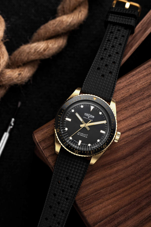 VULCAIN 窩路堅 Skindiver 潛水員系列200米青銅機械腕錶 38mm 662170A07.BNR200