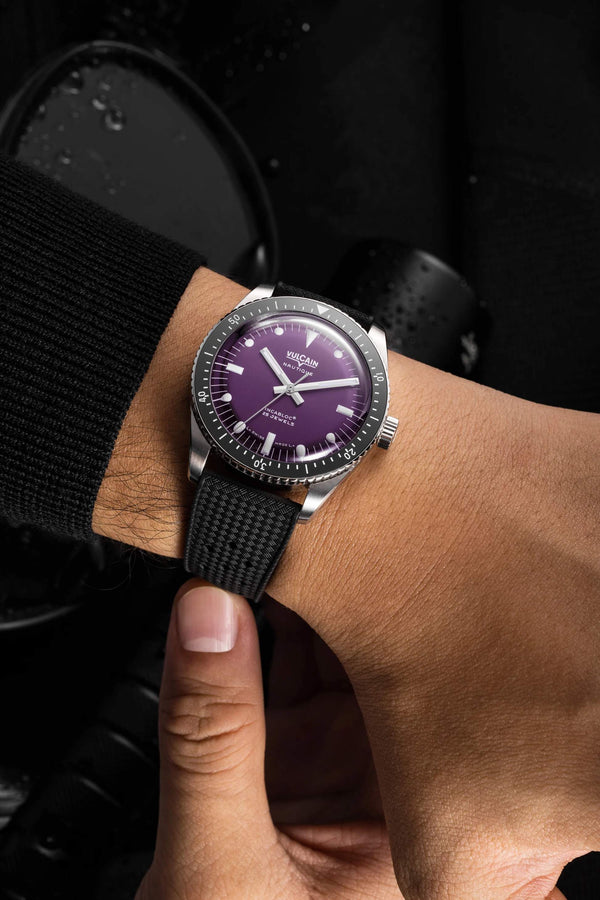VULCAIN 窩路堅 Skindiver 潛水員系列200米紫面機械腕錶 38mm 660170AI7.BAR200