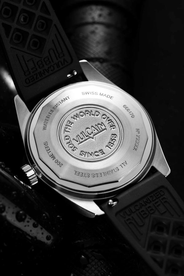 VULCAIN 窩路堅 Skindiver 潛水員系列200米紫面機械腕錶 38mm 660170AI7.BAR200