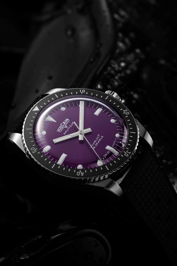 VULCAIN 窩路堅 Skindiver 潛水員系列200米紫面機械腕錶 38mm 660170AI7.BAR200