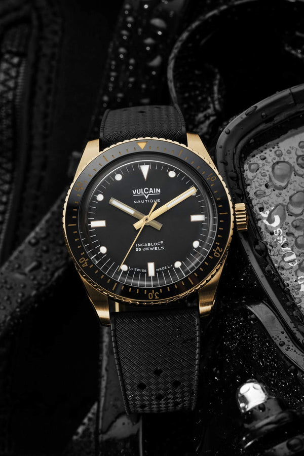 VULCAIN 窩路堅 Skindiver 潛水員系列200米青銅機械腕錶 38mm 662170A07.BNR200