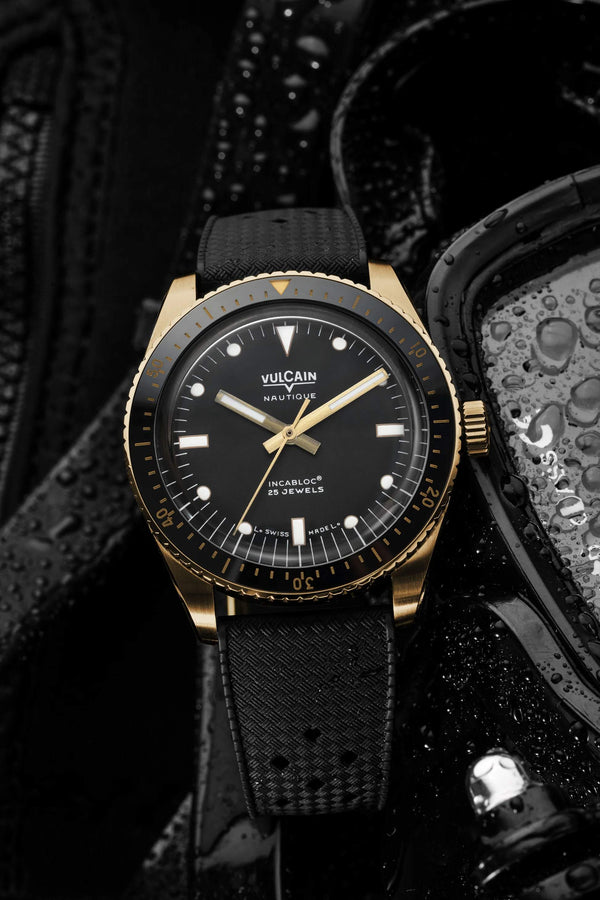 VULCAIN 窩路堅 Skin Diver Nautical 潛水員系列200米青銅機械腕錶 38mm 662170A07.BNR200