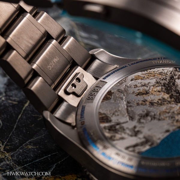 MontBlanc 萬寶龍 1858 Geosphere 世界時區 0 Oxygen 零氧 The 8000 特別版腕錶 42mm 130982