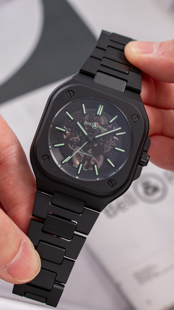 Bell & Ross 柏萊士 BR 05 SKELETON BLACK LUM CERAMIC 黑色陶瓷夜光鏤空腕錶 41mm