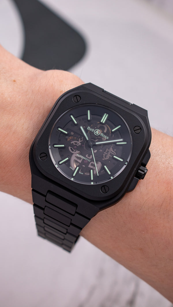 Bell & Ross 柏萊士 BR 05 SKELETON BLACK LUM CERAMIC 黑色陶瓷夜光鏤空腕錶 41mm