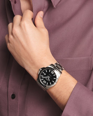 LONGINES 浪琴 Conquest 征服者系列300米防水石英腕錶 43mm L37604566