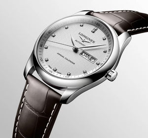 LONGINES 浪琴 Master 巨擘系列年曆功能顯示麥粒紋鑲鑽機械錶 40mm L29104773 - 新萬國鐘錶