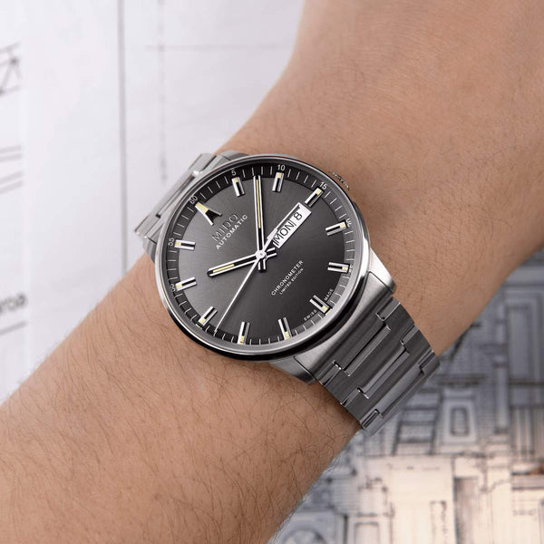 MIDO 美度 Commander 香榭系列20週年巴黎鐵塔限量1989矽游絲機械腕錶 40mm M0214311106102