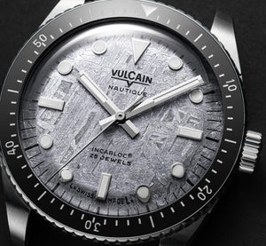 VULCAIN 窩路堅 Skindiver 潛水員系列200米隕石面限量機械腕錶 38mm 660170T17.BAR200