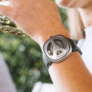 SEVENFRIDAY ME系列 ME1/02 44mm 最新上市 內建原廠 NFC 晶片