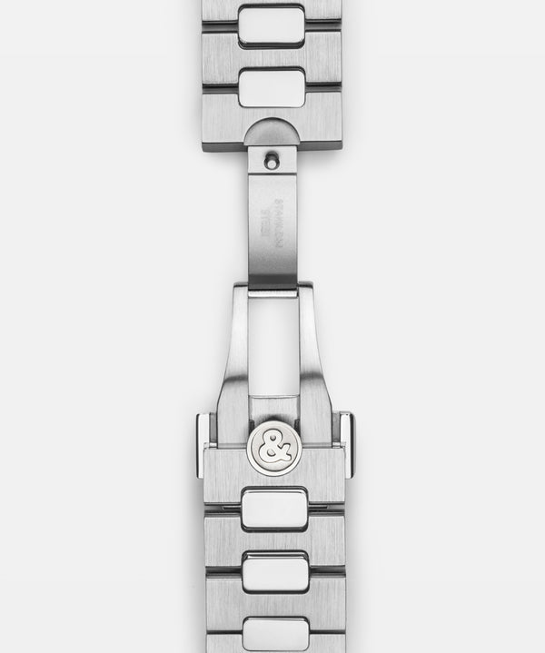 Bell & Ross 柏萊士 BR-05 GMT Black 兩地時區機械時尚腕錶 41mm BR05G-BL-ST/SST