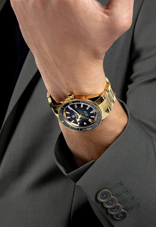 RADO 雷達錶 Captain Cook 庫克船長300米PVD黃金綠面陶瓷潛水腕錶 42mm R32136323