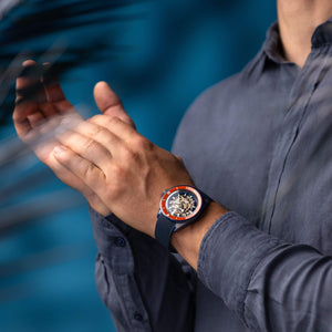 RADO 雷達錶 Captain Cook 庫克船長高科技海軍藍陶瓷紅色外圈鏤空潛水限量版腕錶 43mm R32152209