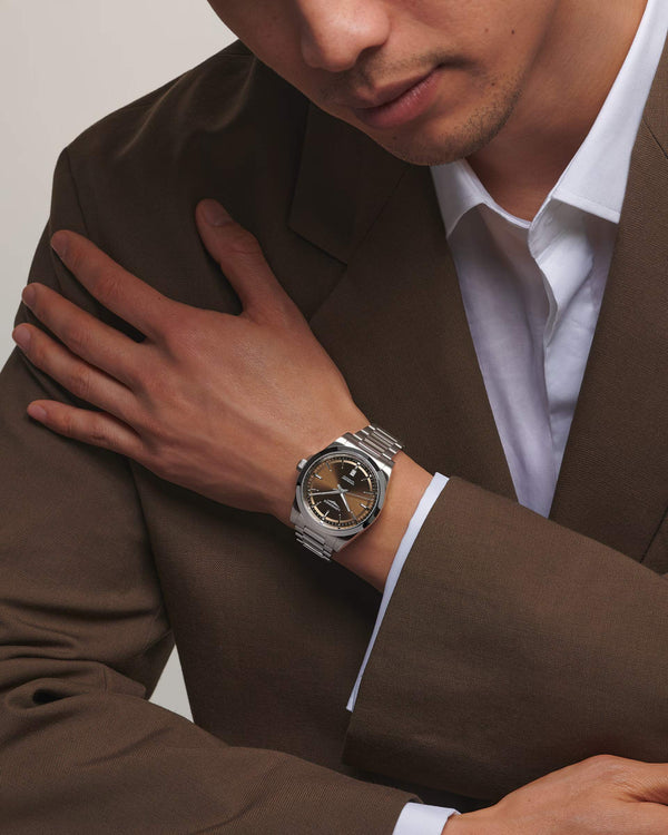 LONGINES 浪琴 Conquest 征服者系列咖啡色優雅時尚運動腕錶 41mm L38304626