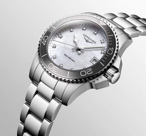 LONGINES 浪琴深海征服者系列浪鬼陶瓷潛水石英錶 32mm L33704876